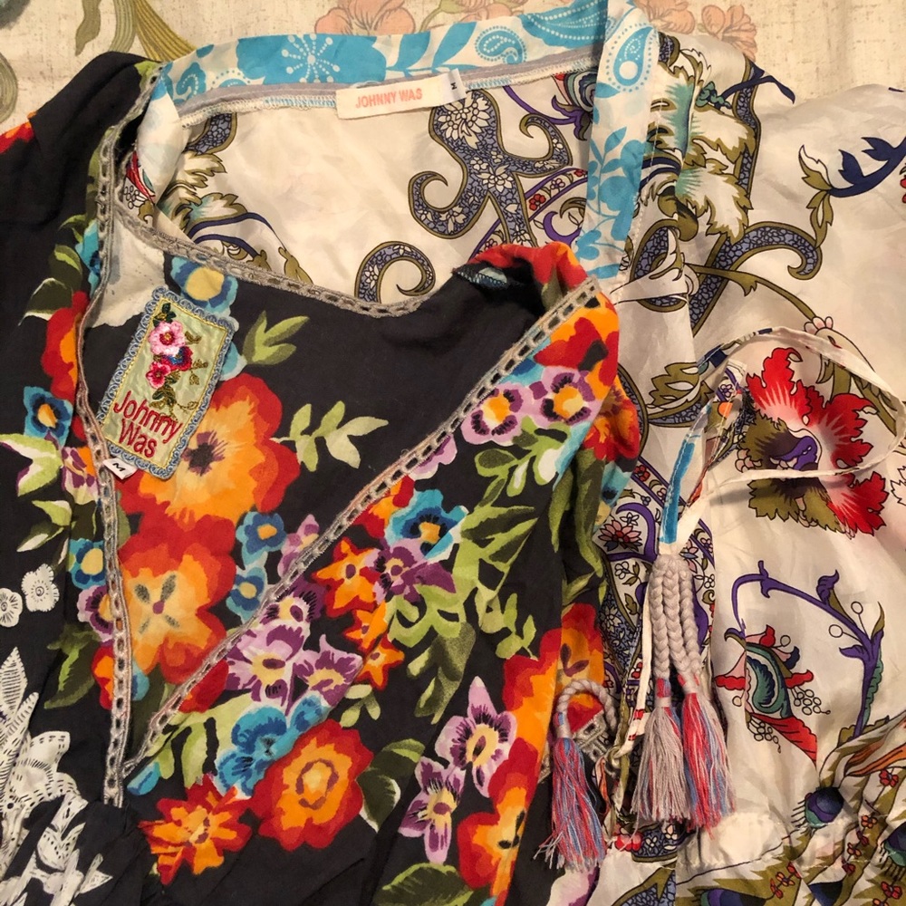 Bundle of 2 Johnny Was Tops, Sz Medium